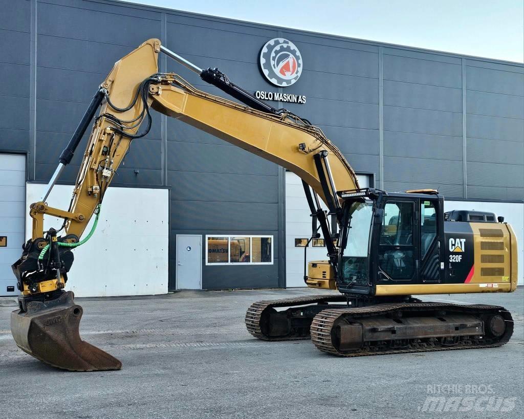 CAT 320 FL Kāpurķēžu ekskavatori