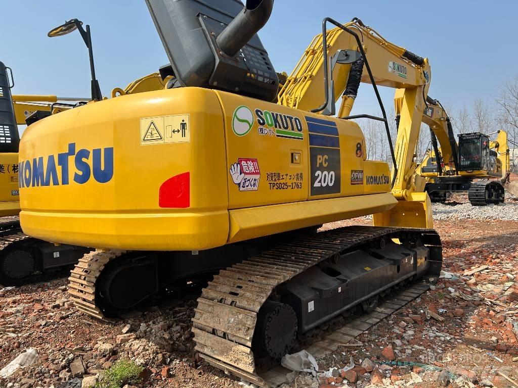 Komatsu PC 200-8 Kāpurķēžu ekskavatori