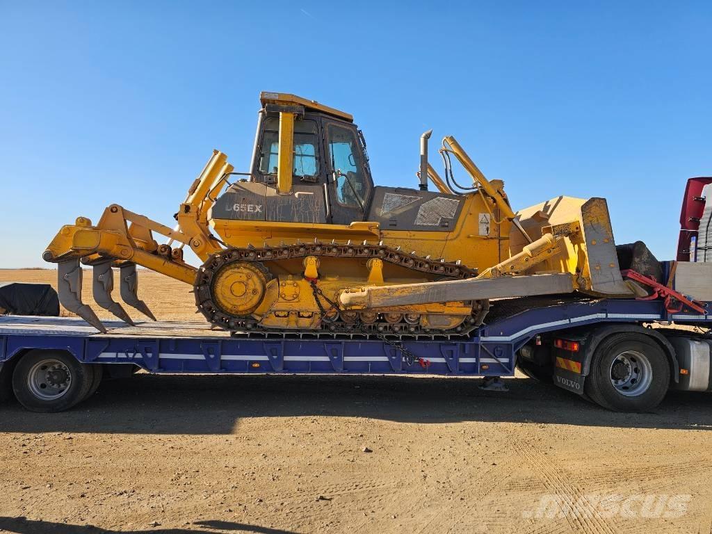 Komatsu D 65 EX 12 Kāpurķēžu buldozeri