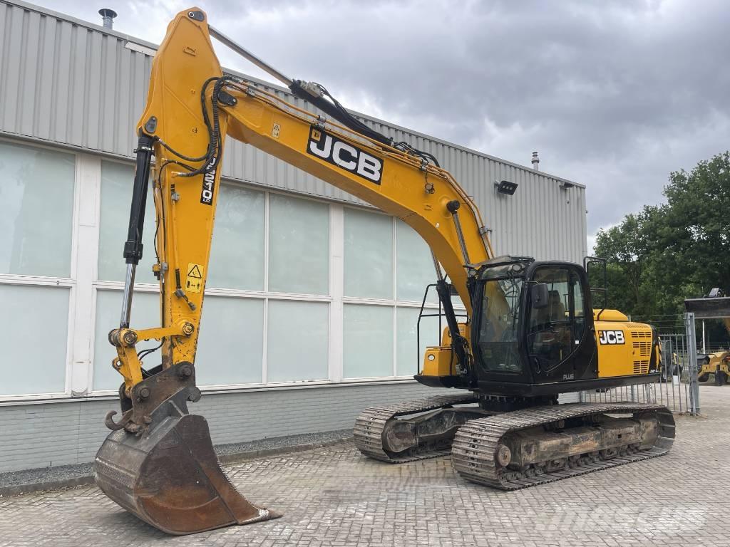 JCB JS 210 LC    2017 Kāpurķēžu ekskavatori