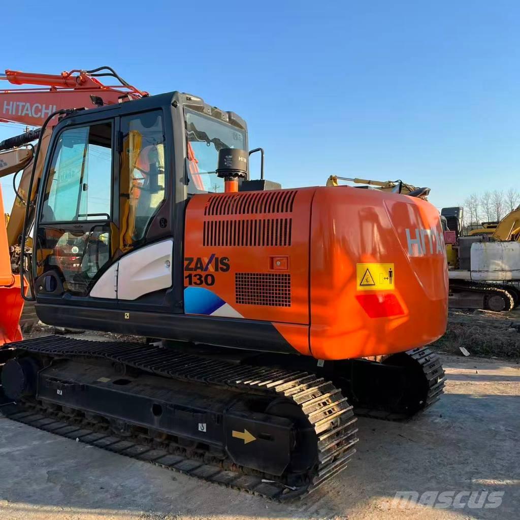 Hitachi ZX 130 Vidēja lieluma ekskavatori 7 t - 12 t