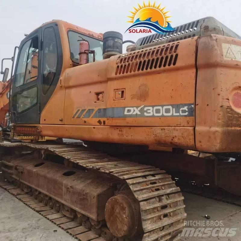 Doosan DX 300 LC Kāpurķēžu ekskavatori
