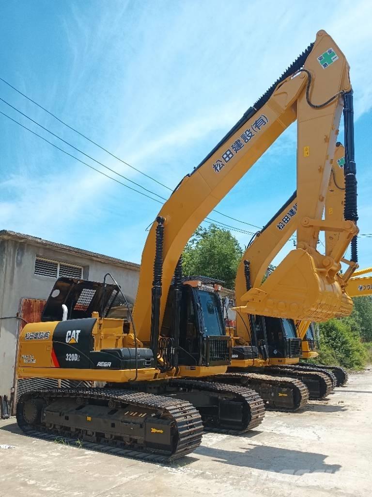 CAT 320 D2 Kāpurķēžu ekskavatori