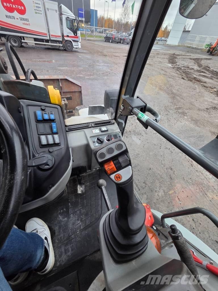 Kramer 8085 Iekrāvēji uz riteņiem