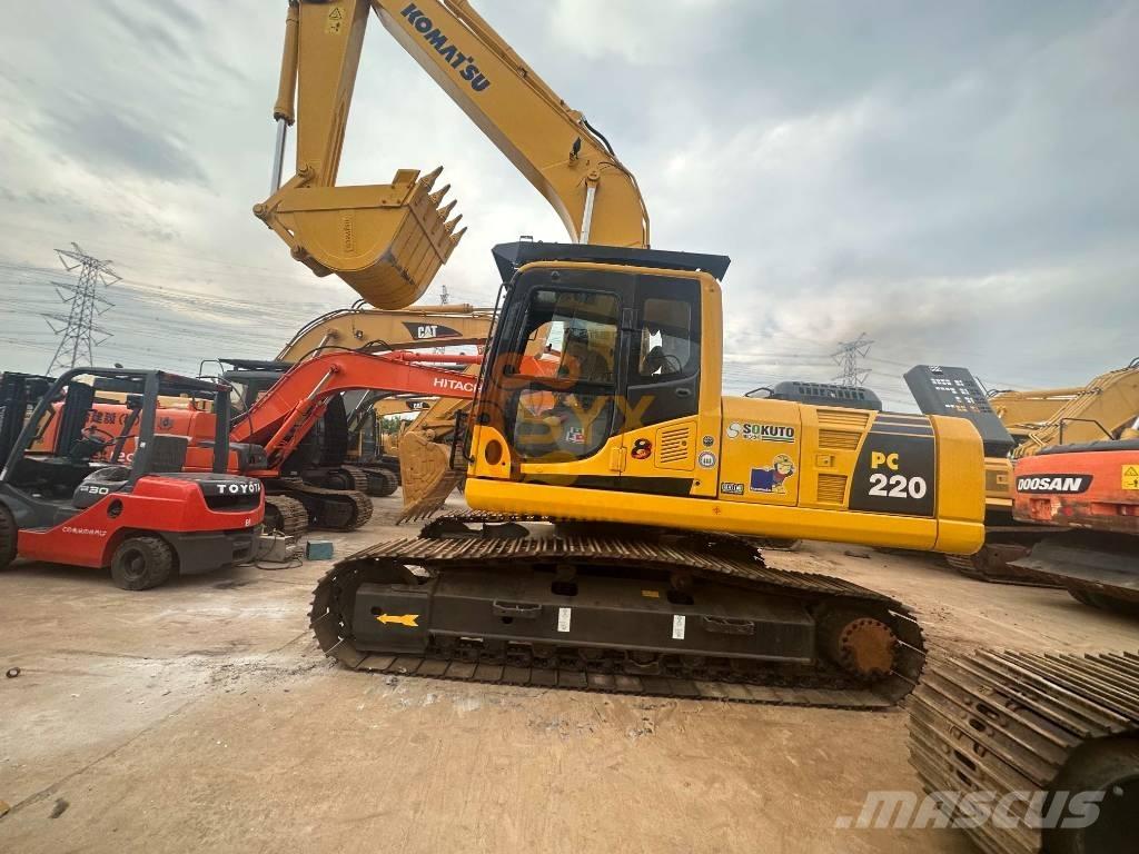 Komatsu PC 220-8 Kāpurķēžu ekskavatori