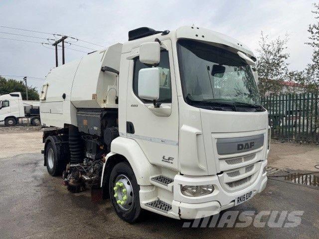 DAF LF 220 Ielu tīrāmās mašīnas