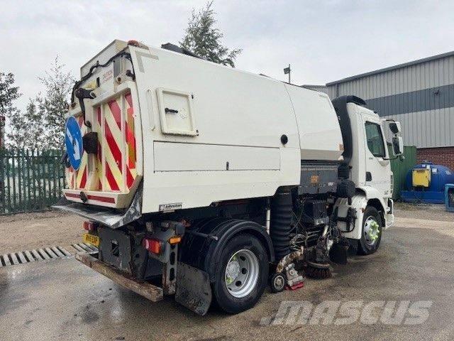 DAF LF 220 Ielu tīrāmās mašīnas