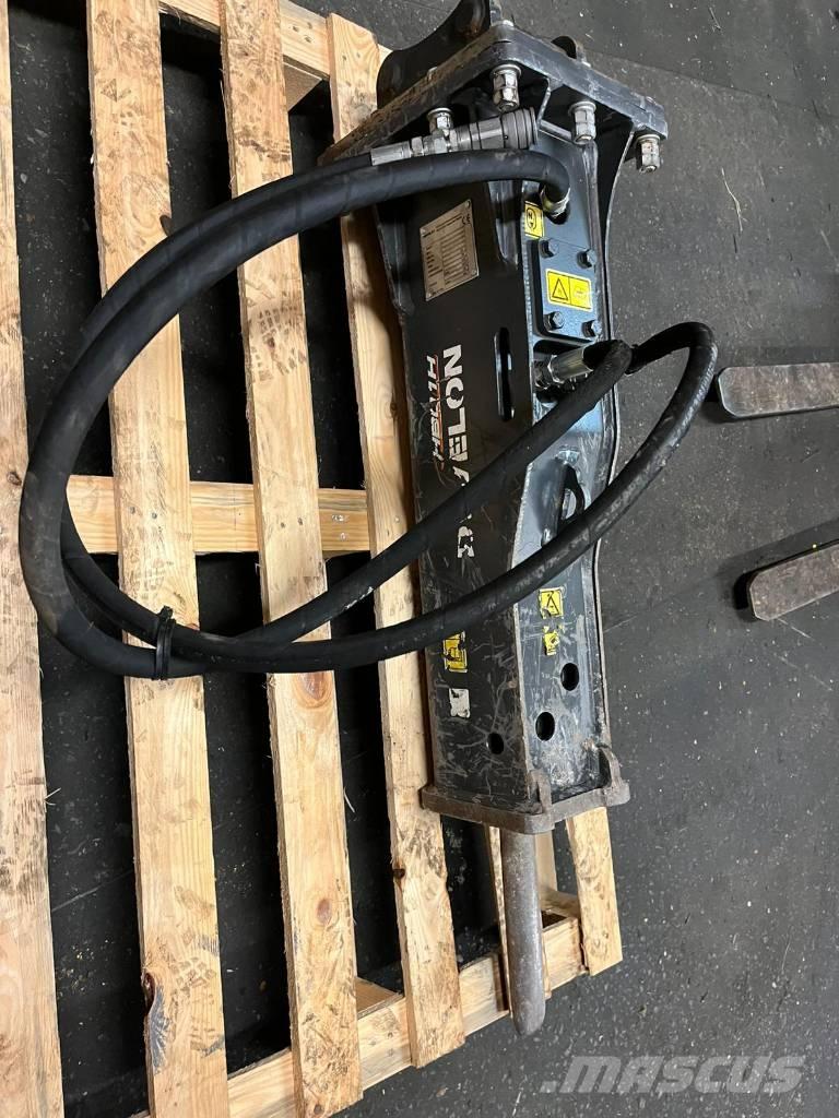 Develon HB01 Āmuri/Drupinātāji