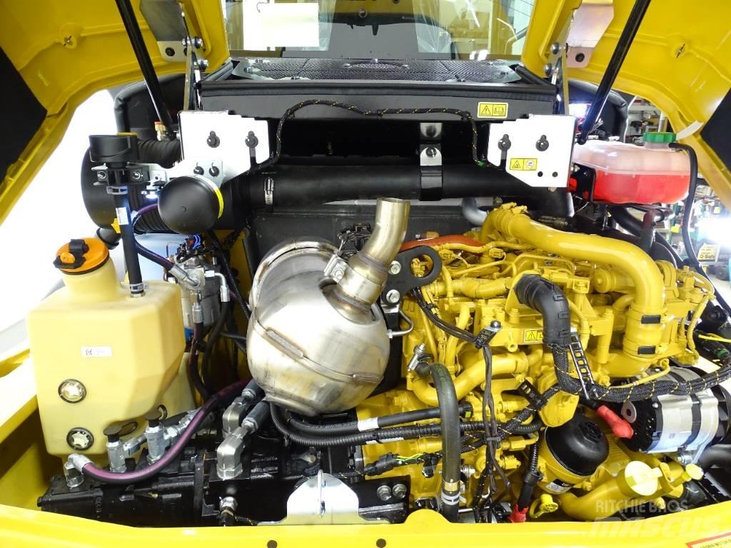 CAT 908 Iekrāvēji uz riteņiem