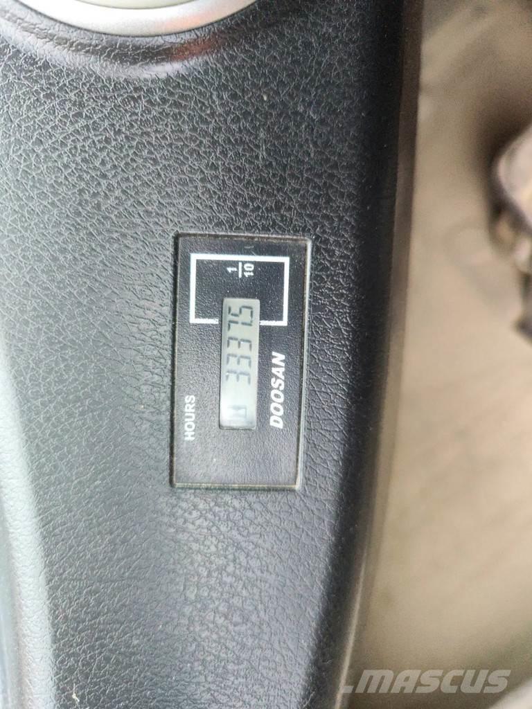 Doosan DL 420-5K Iekrāvēji uz riteņiem