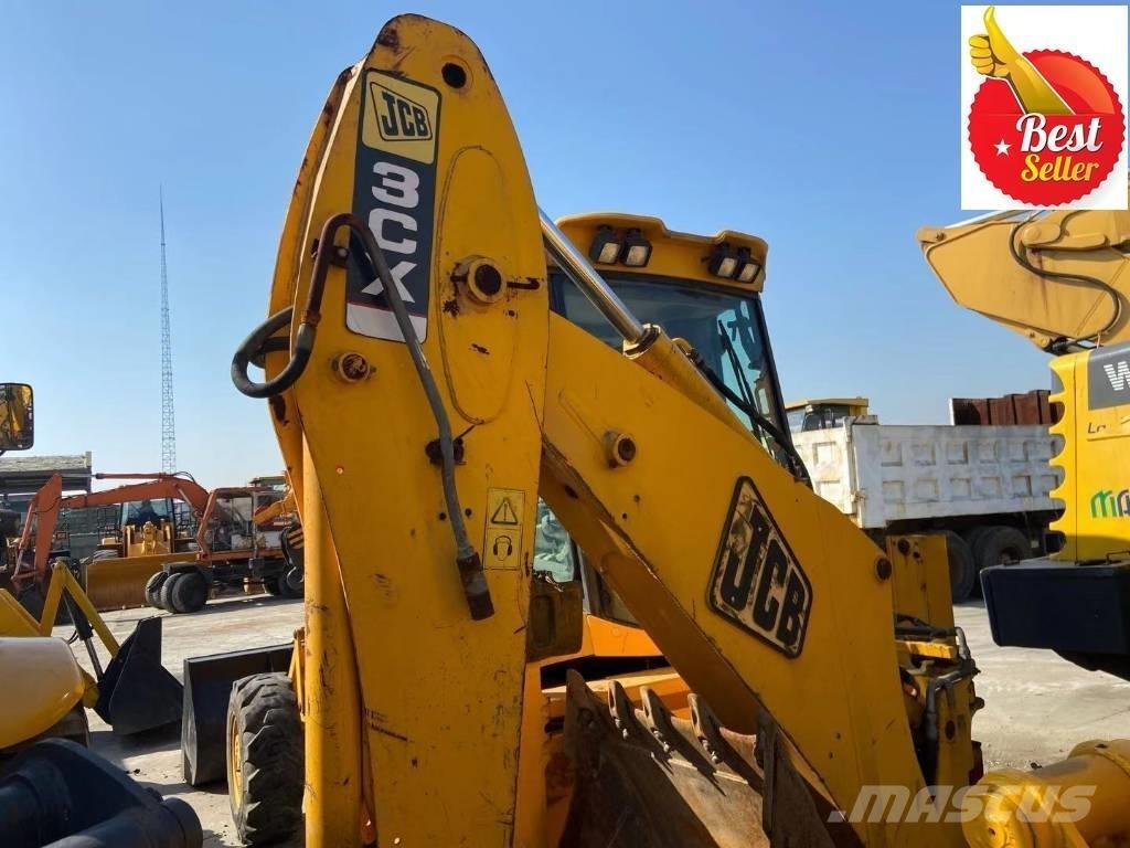 JCB 3 CX Ekskavatori-iekrāvēji