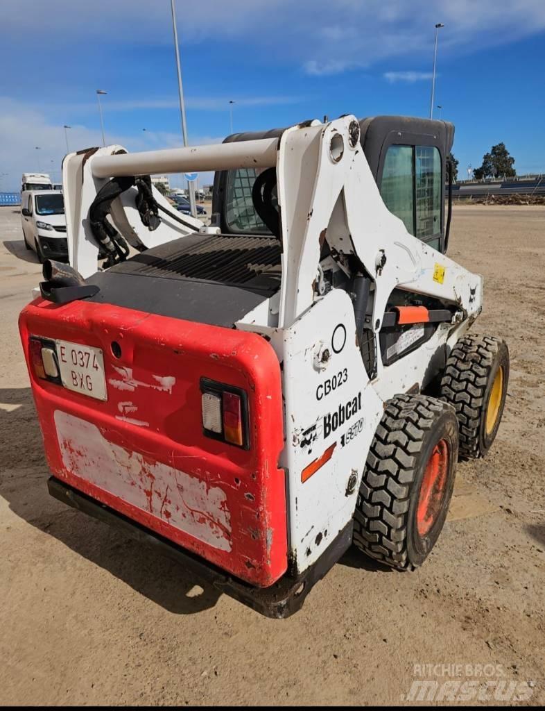 Bobcat S 570 Lietoti riteņu kompaktiekrāvēji