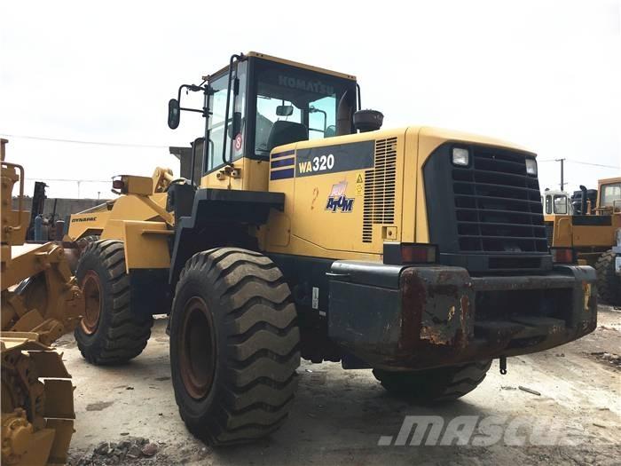 Komatsu WA 320-5 Iekrāvēji uz riteņiem