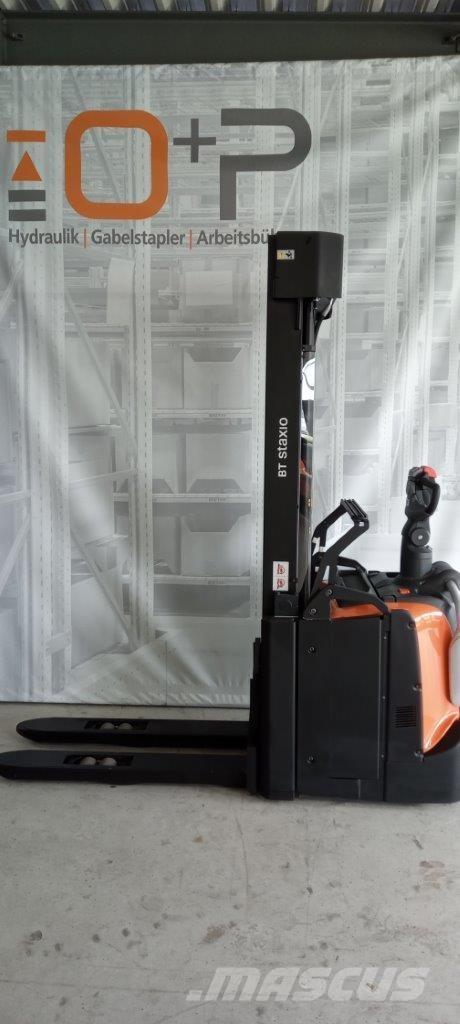 Toyota SPE160L Pašgājēji krautnētāji