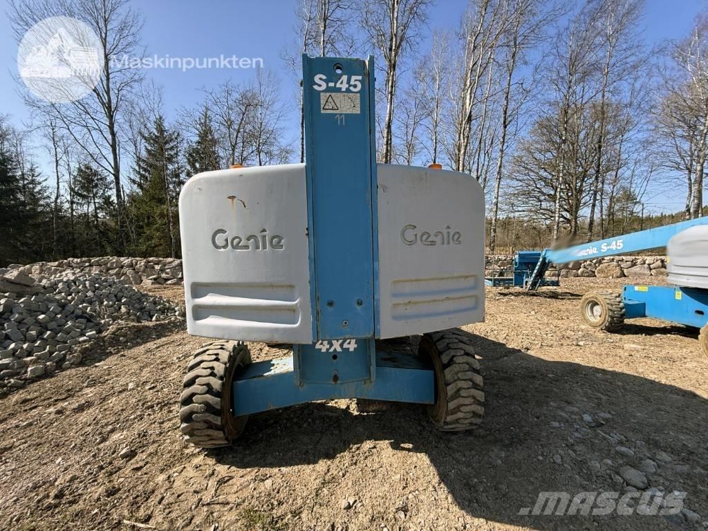 Genie S 45 Teleskopiskie pacēlāji