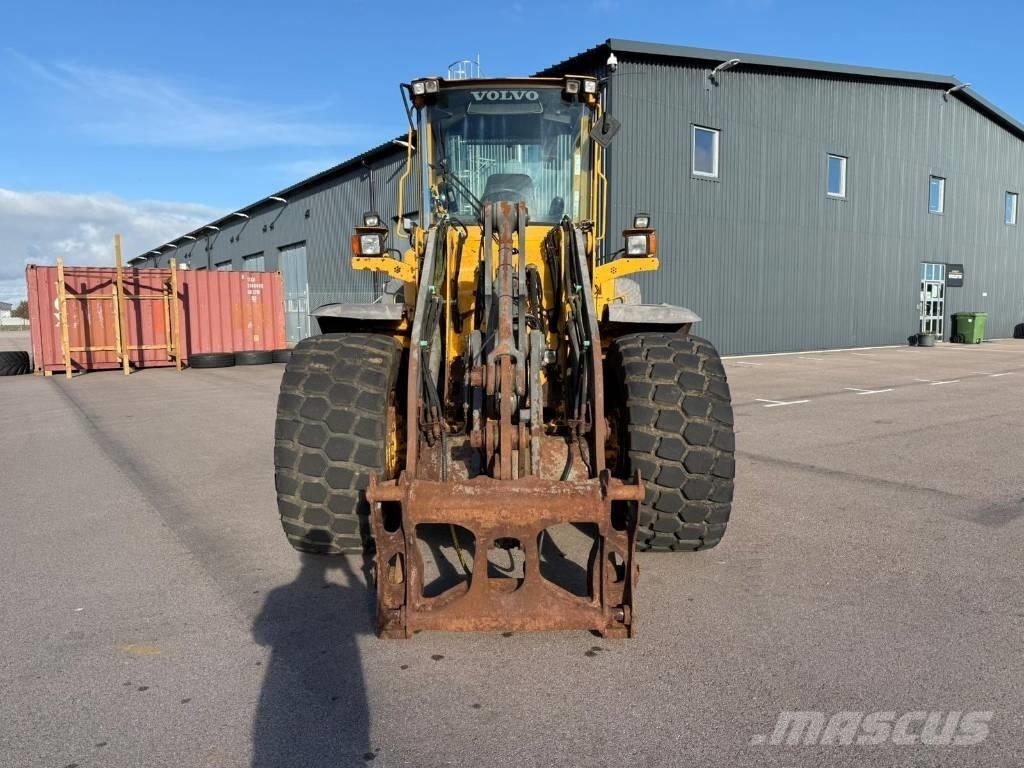 Volvo L 70 E Iekrāvēji uz riteņiem