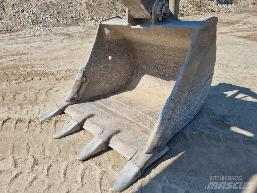 Komatsu HB 365 LC-3 Kāpurķēžu ekskavatori