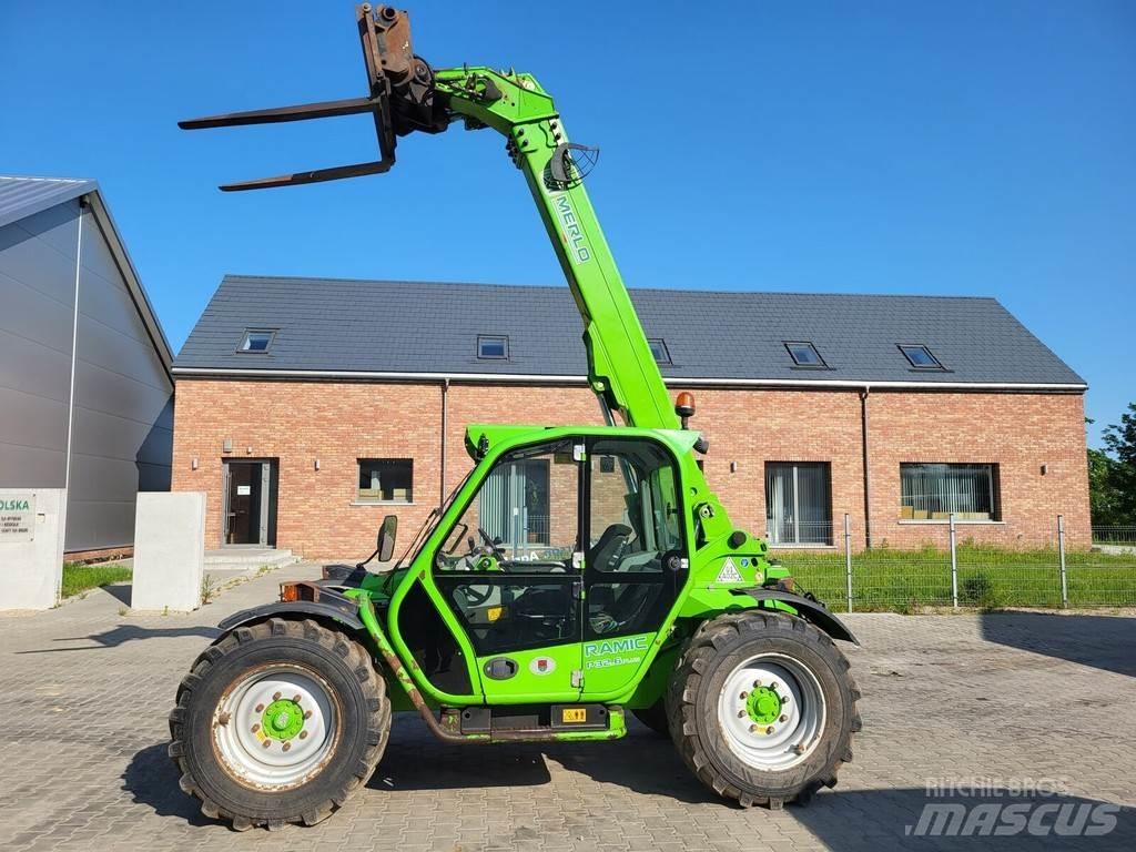Merlo P32.6 PLUS Multifunkcionālie iekrāvēji