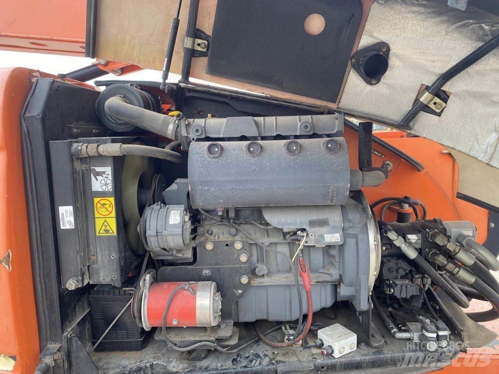 JLG 600AJ Strēles pacēlāji