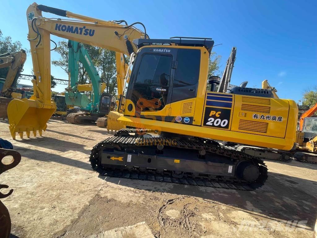 Komatsu PC 200-8 Kāpurķēžu ekskavatori