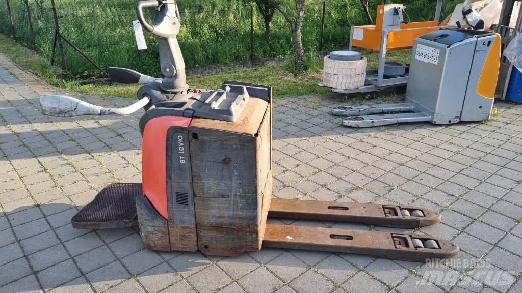 Toyota BT LPE200 Hidrauliskās stalažas ar platformu