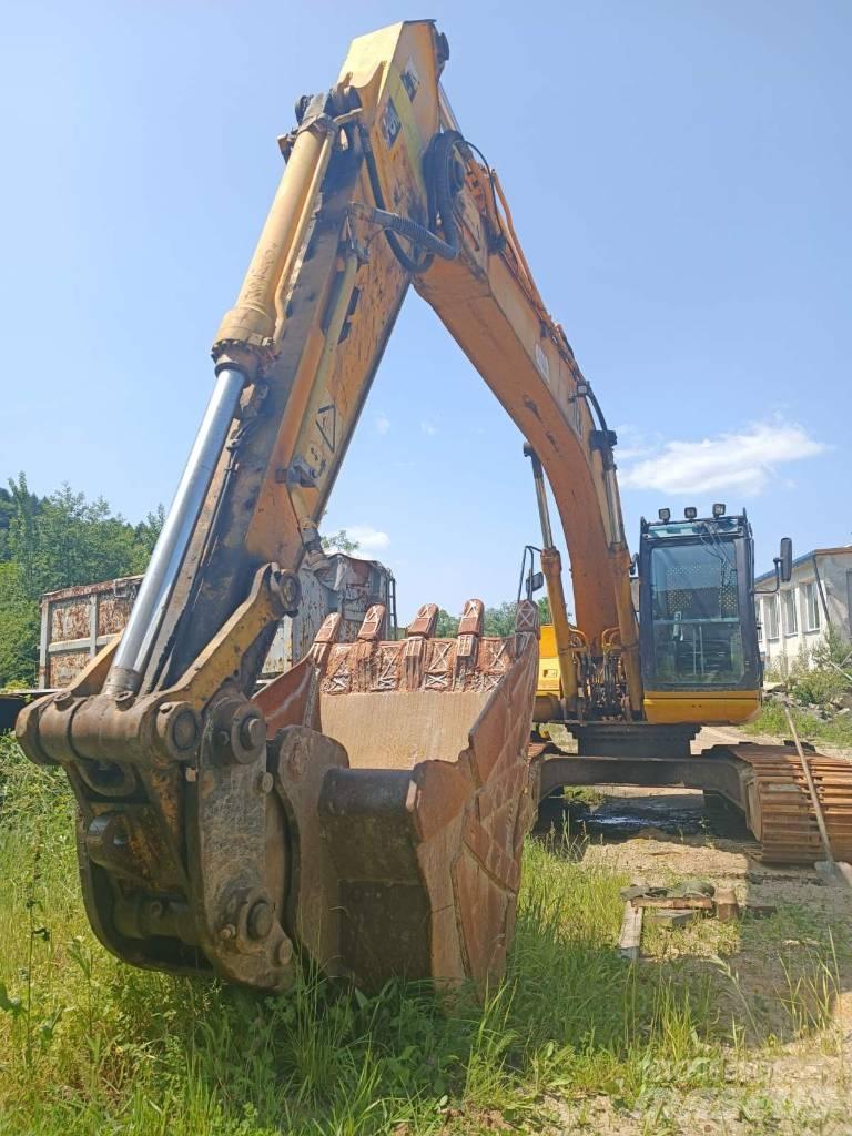 JCB JS 220 LS Kāpurķēžu ekskavatori
