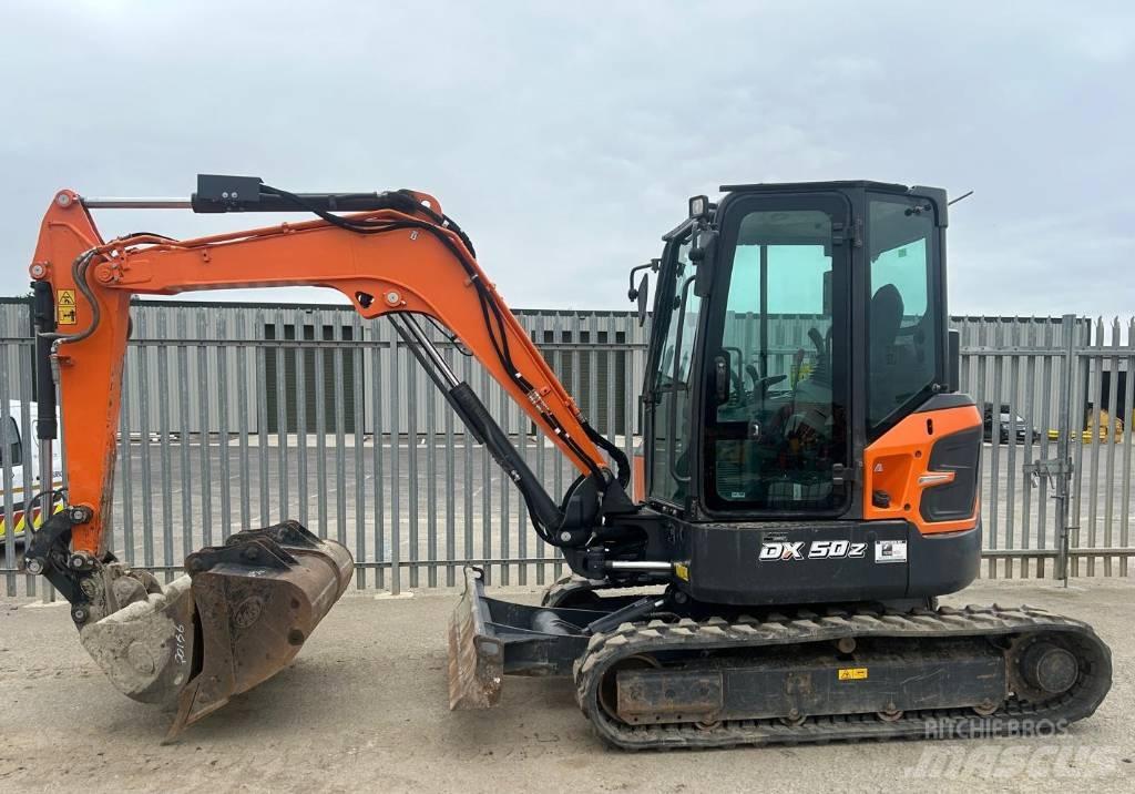 Doosan DX50Z-7 Mini ekskavatori < 7 t