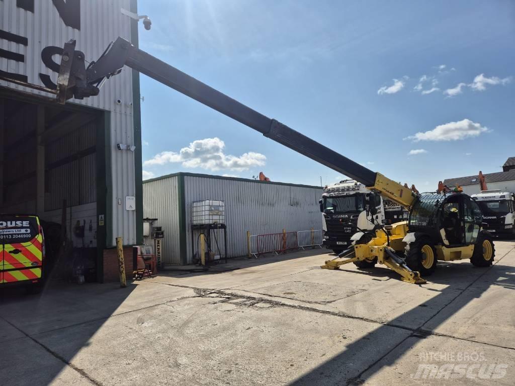 New Holland LM1445 Teleskopiskie manipulatori