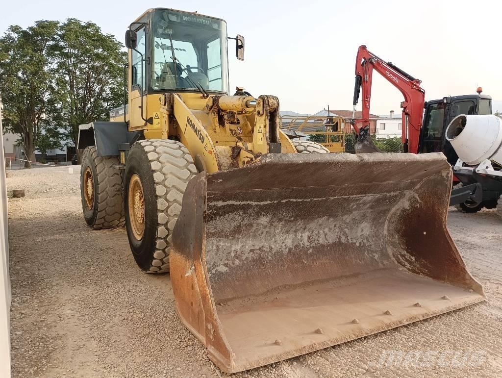 Komatsu WA 270 Iekrāvēji uz riteņiem