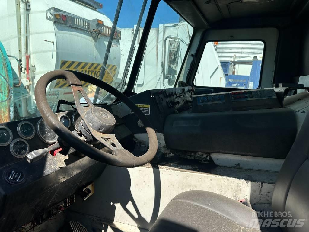Mack LE Atkritumu izvešanas transports