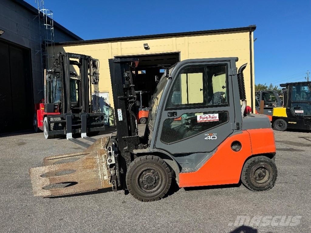 Toyota 40-8FD35N Tehnika ar dīzeļa dzinēju