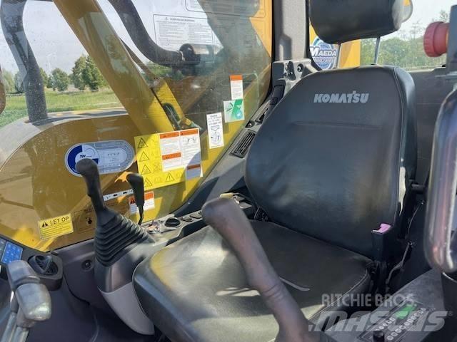 Maeda LC 785 Kāpurķēžu ceļamkrāni
