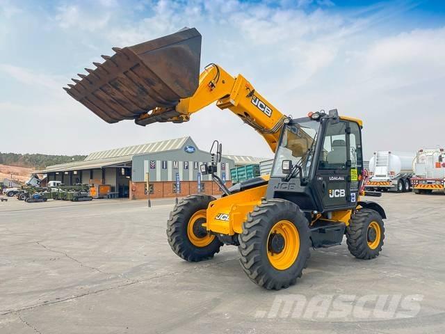 JCB 530-70 HI VIZ Teleskopiskie manipulatori