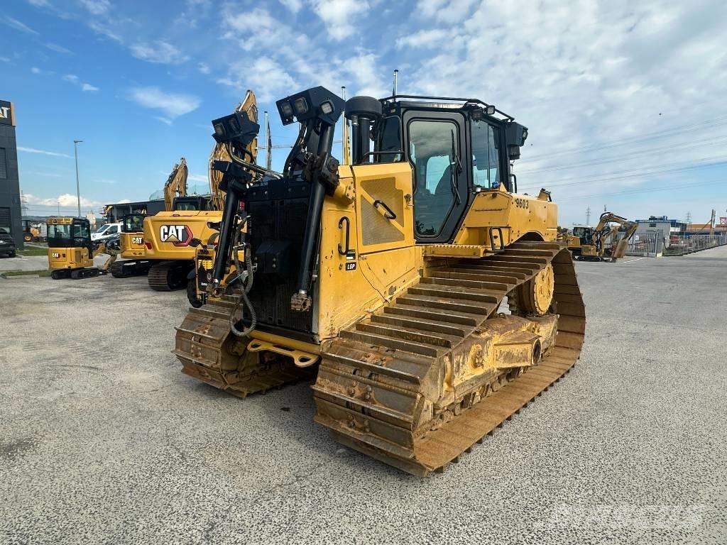 CAT D 6 XE Kāpurķēžu buldozeri