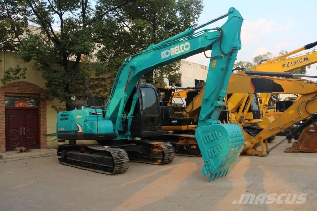  kobelce SK140 Kāpurķēžu ekskavatori