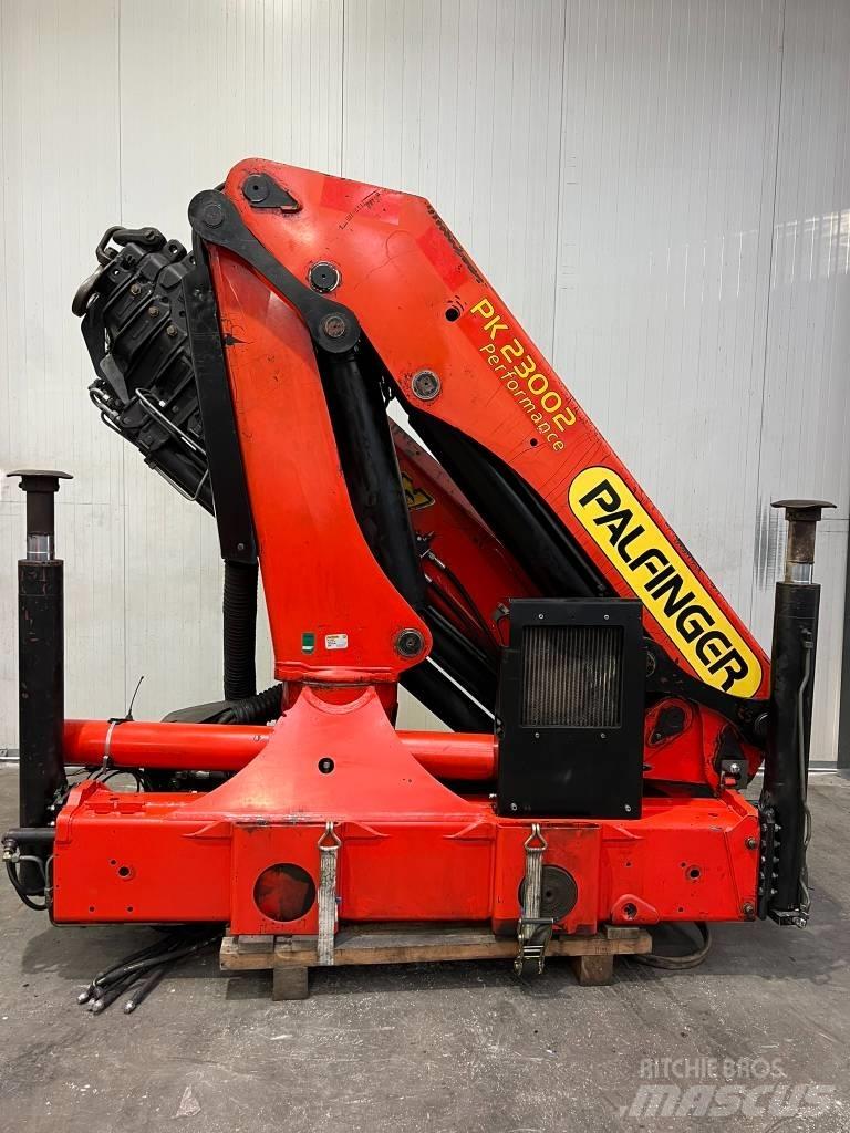 Palfinger PK 23002 Iekrāvēju krāni