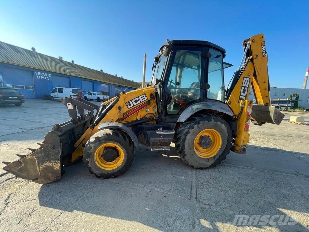 JCB 3CX Ekskavatori-iekrāvēji