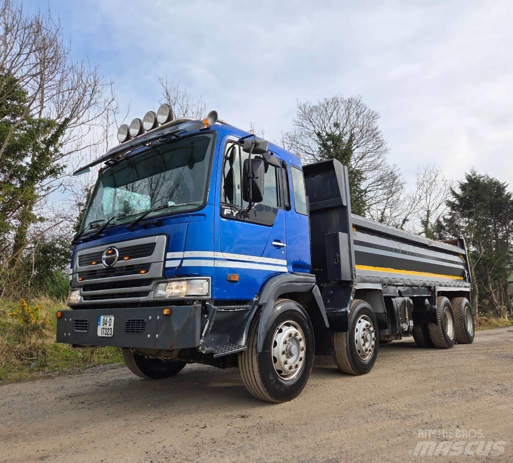 Hino 700 FY Pašizgāzējs