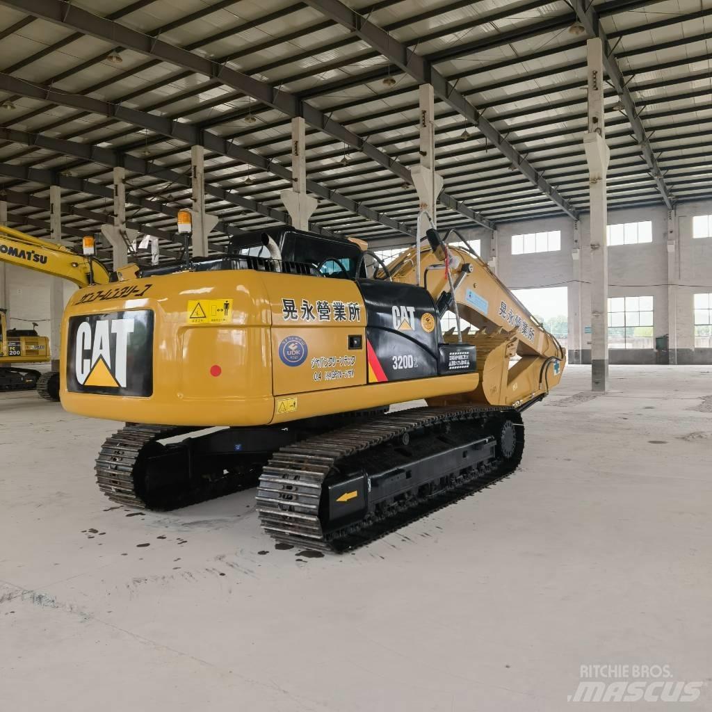 CAT 320 D2 Kāpurķēžu ekskavatori