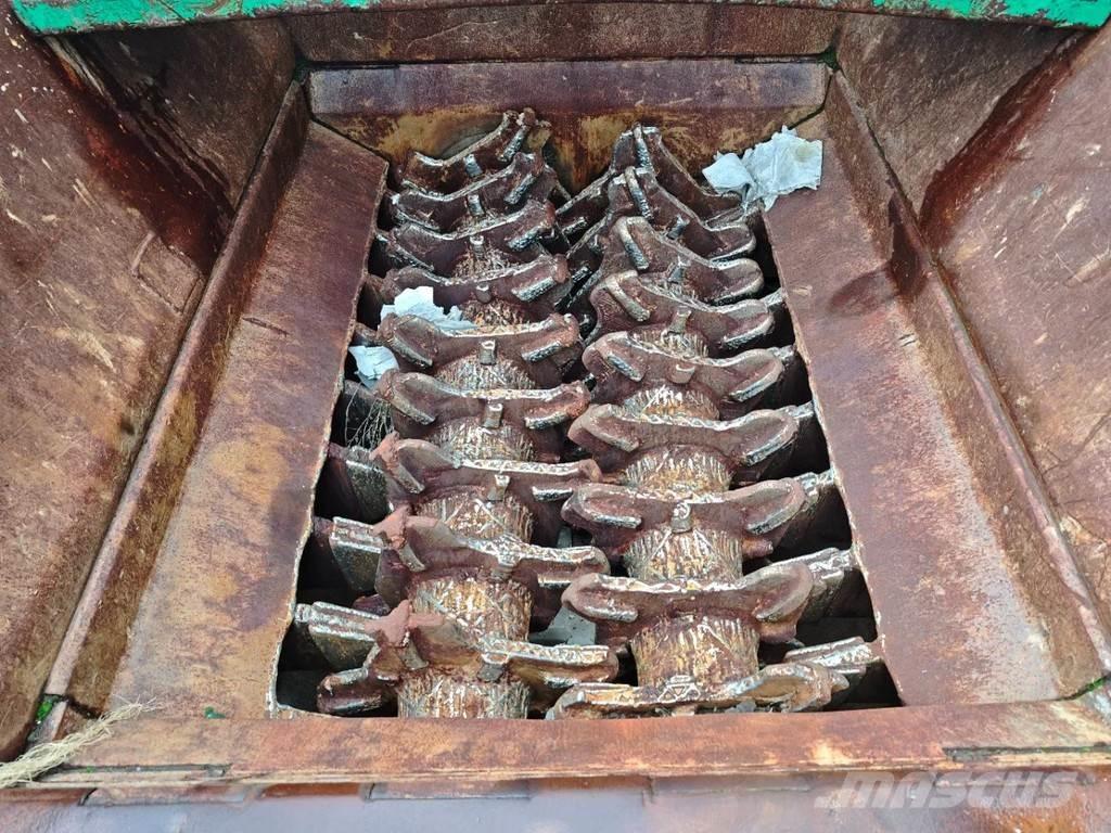 Haas 700x2000 Atkritumu smalcinātāji