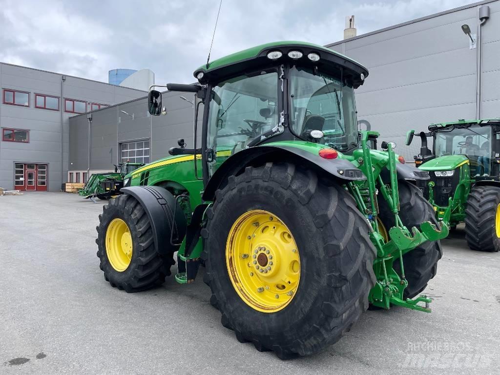 John Deere 8360 R Traktori