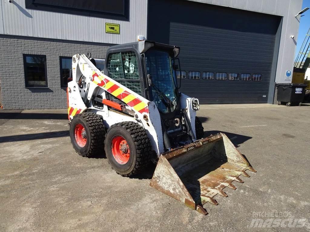 Bobcat S650 Lietoti riteņu kompaktiekrāvēji