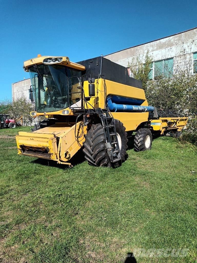 New Holland CS 6080 Ražas novākšanas kombaini