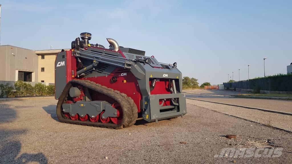 CM Multiskid RC Mini iekrāvēji