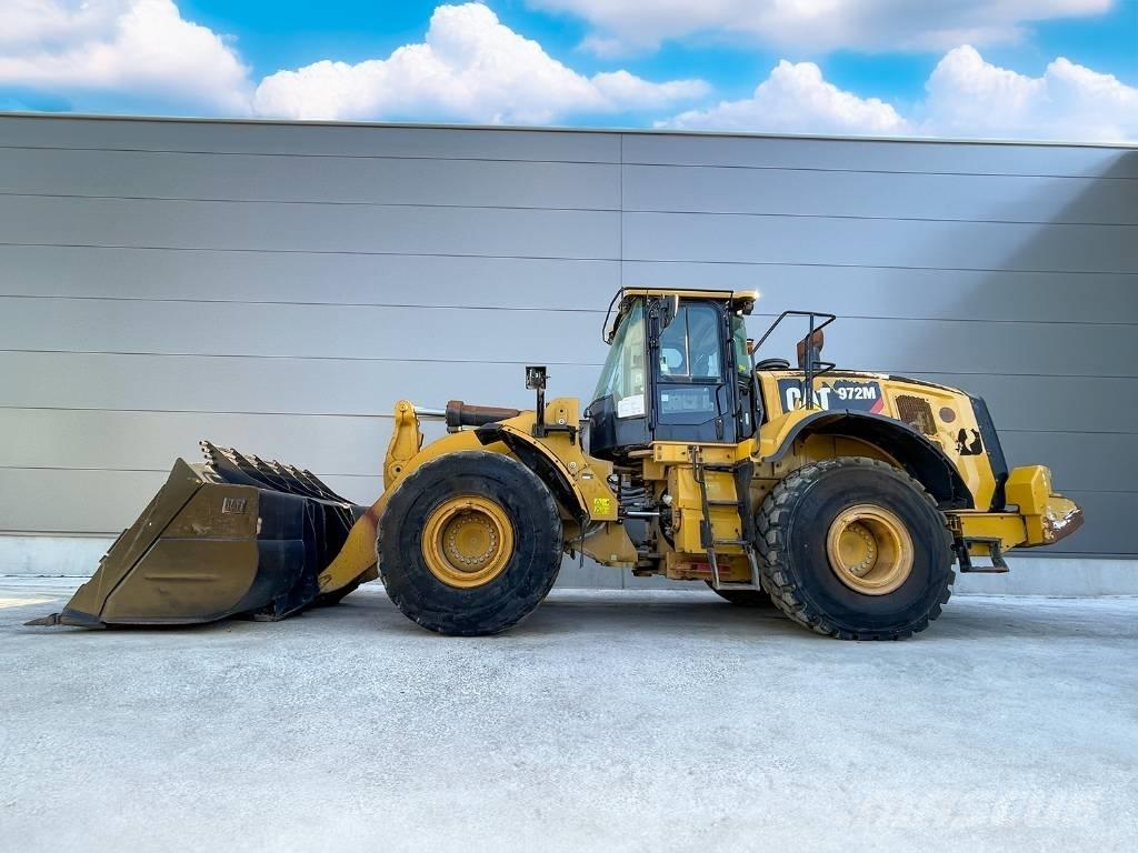 CAT 972M Iekrāvēji uz riteņiem