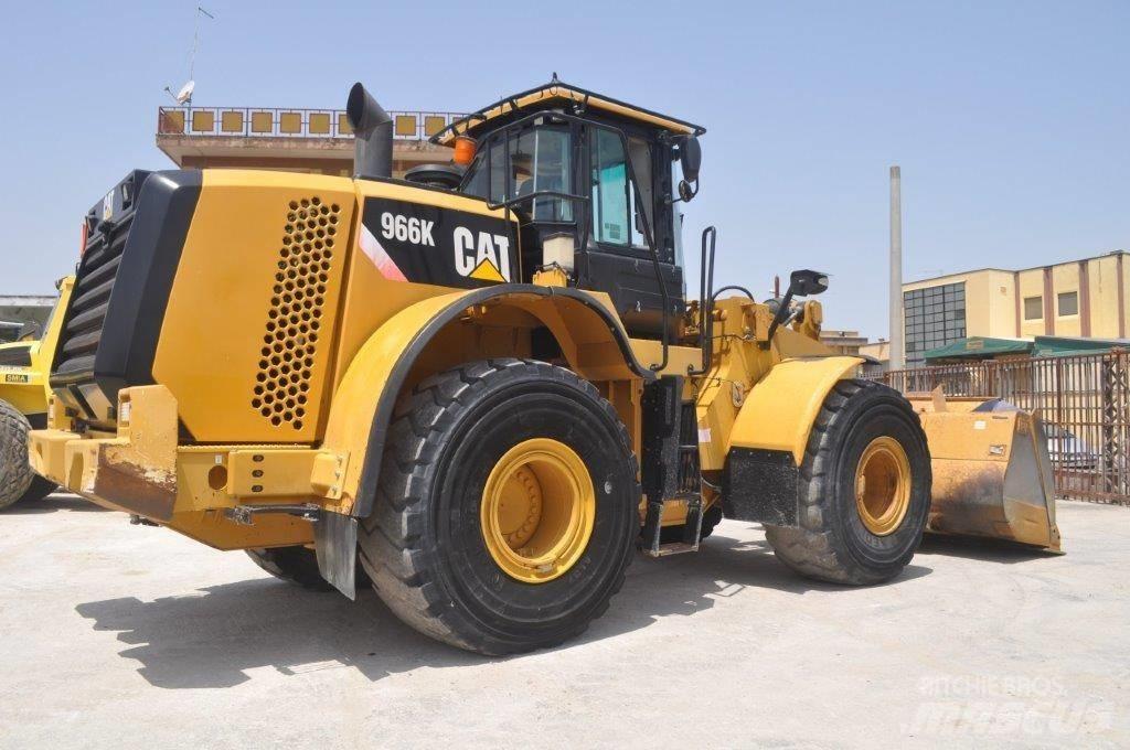 CAT 966 K Iekrāvēji uz riteņiem