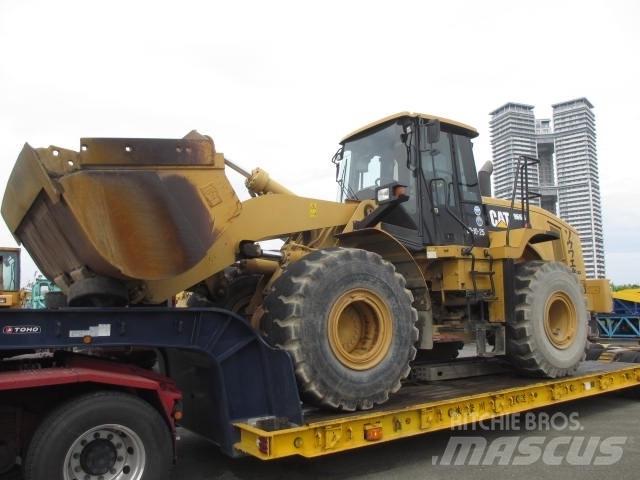 CAT 966H Iekrāvēji uz riteņiem