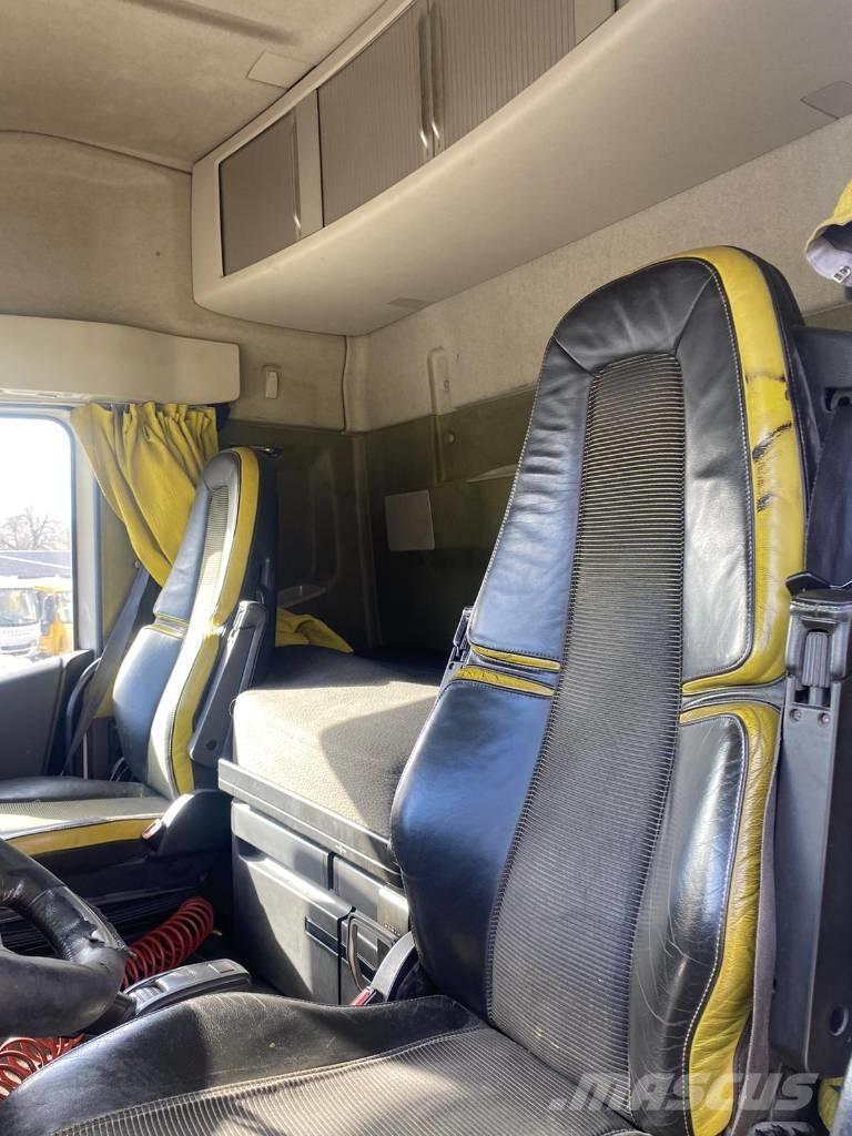Volvo FH 16 660 Platformas/kravas mašīnas ar vinču