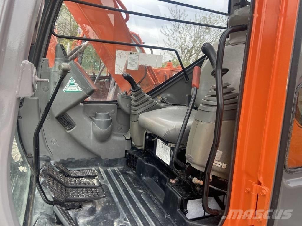 Hitachi ZX 80 Vidēja lieluma ekskavatori 7 t - 12 t