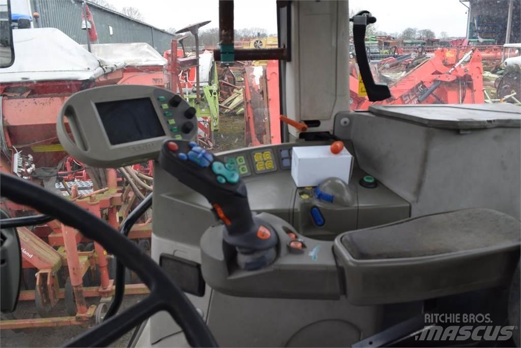 Fendt 716 Vario Traktori